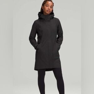 Lululemon Rain Rebel Jacket Size 4